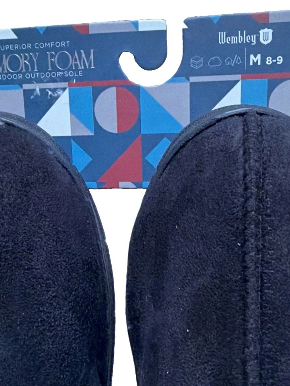 Wembley Men's Size M (8-9) Memory Foam Indoor/Outdoor Slippers. Black. NWT
